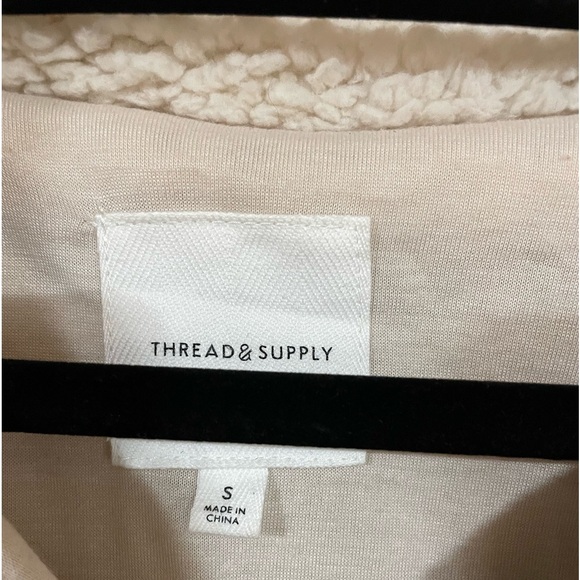 THREAD AND SUPPLY-Teddy bear fleece pull over - Picture 4 of 5